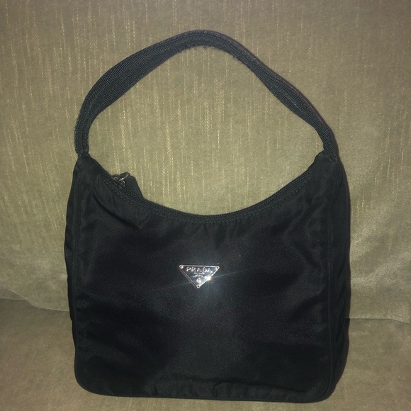 Prada small bag - Picture 1 of 10